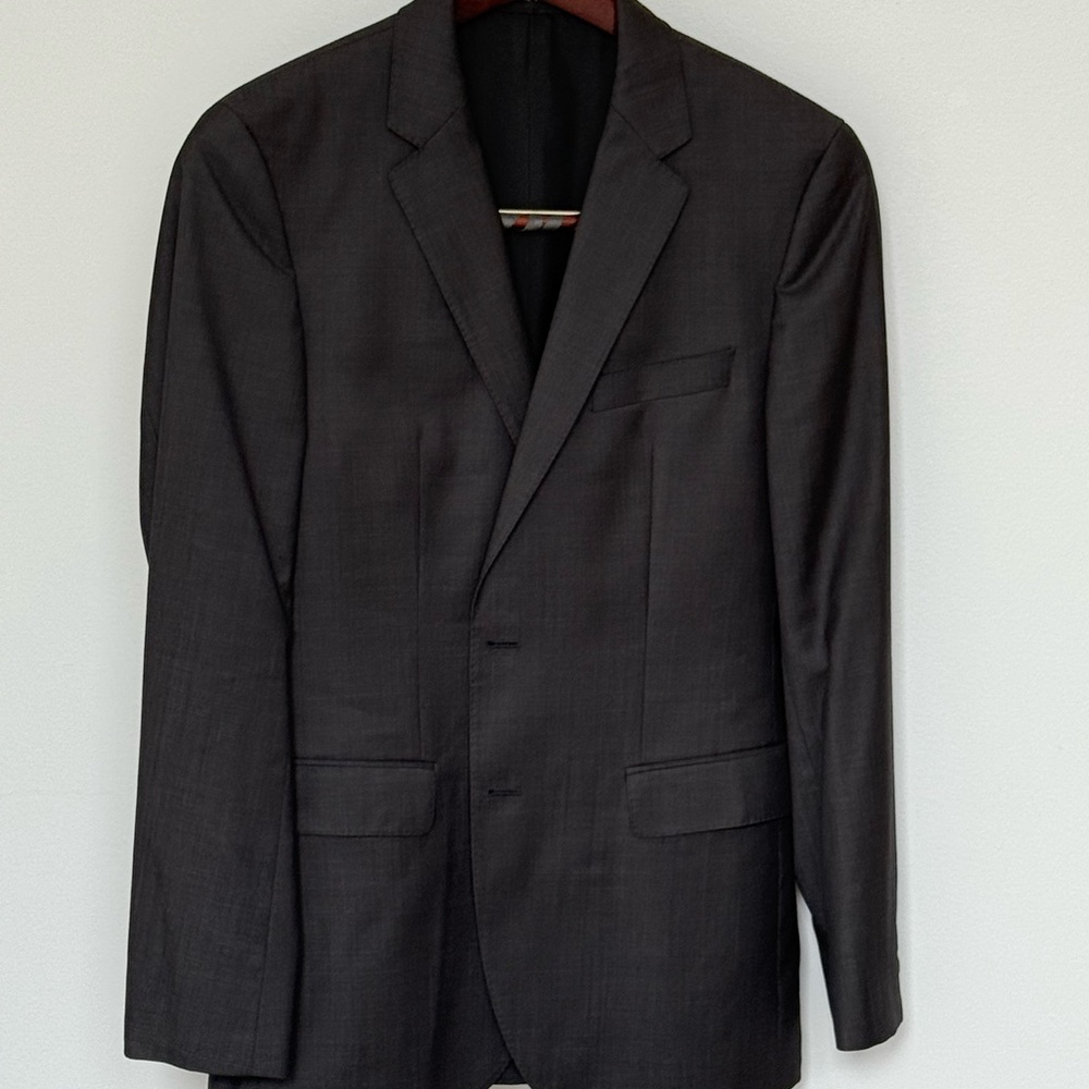 Boss Black Modern Suit for Formal Occasions